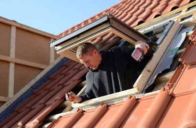 Pose de fenêtres de toit Velux à Issepts